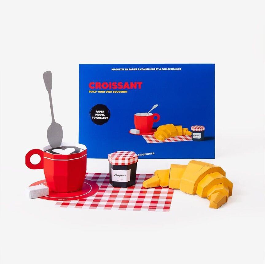 Maquette en papier petit-déjeuner croissant