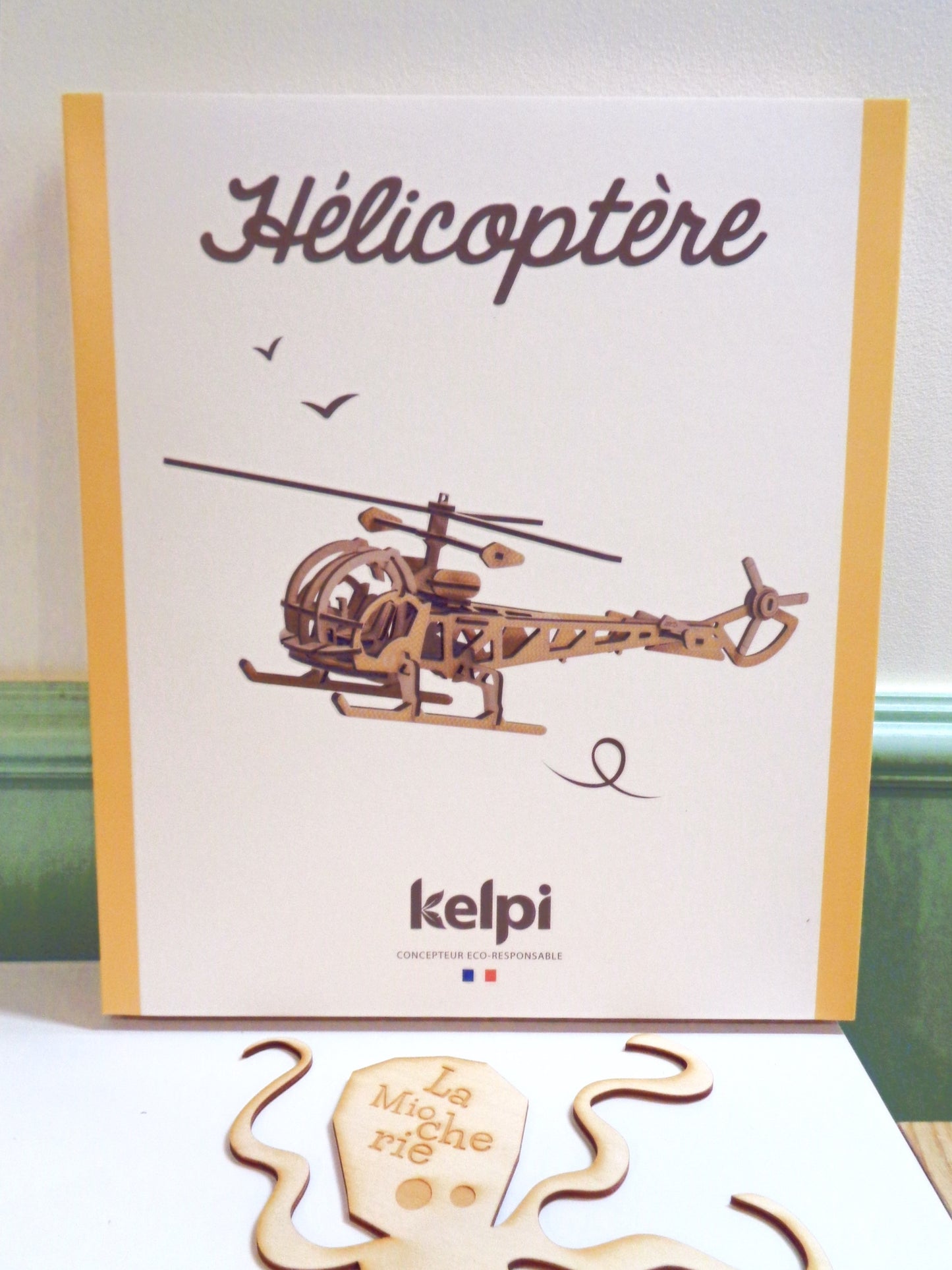 The Yellow Helicopter model - Made in France - Kelpi